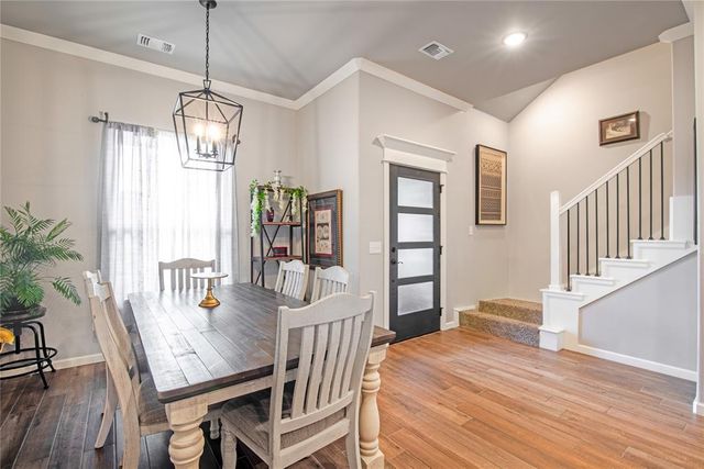 713 Bison Crossing Drive, Yukon, OK 73099