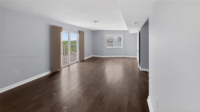 280 SW 20th Road 904, Miami, FL 33129