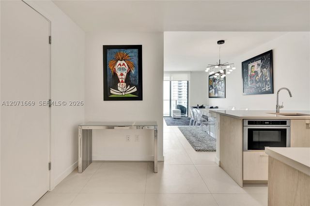 501 NE 31 3304, Miami, FL 33131