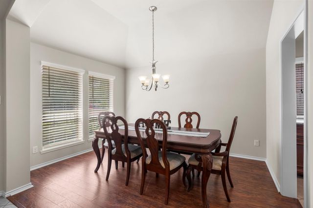 31870 Forest Park Trail, Conroe, TX 77385