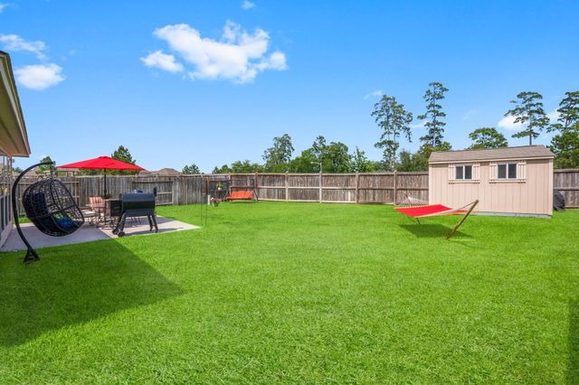 31870 Forest Park Trail, Conroe, TX 77385