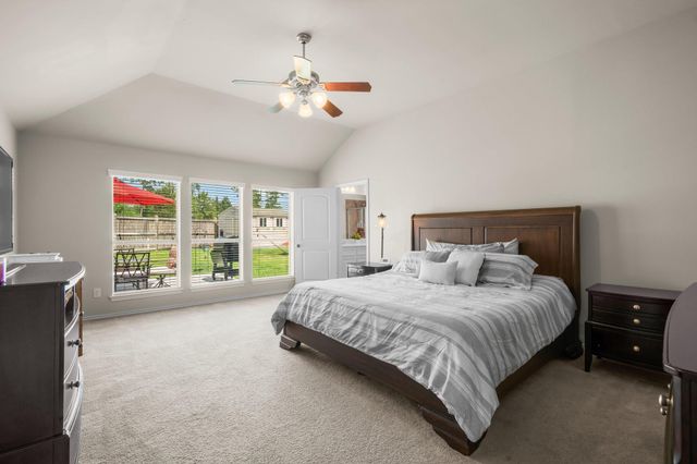 31870 Forest Park Trail, Conroe, TX 77385