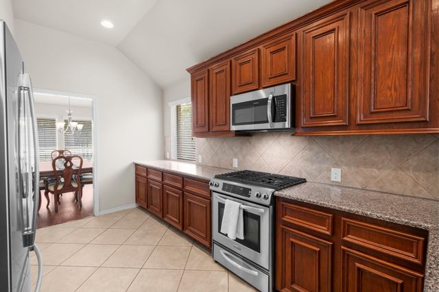 31870 Forest Park Trail, Conroe, TX 77385