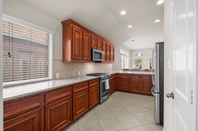 31870 Forest Park Trail, Conroe, TX 77385