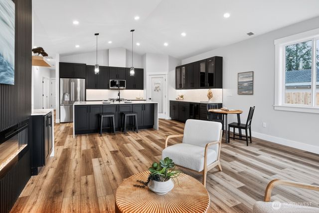 205 Canal Drive SE, Ocean Shores, WA 98569