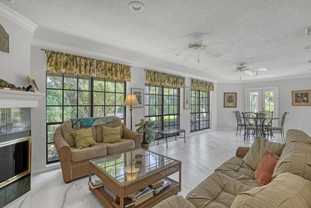 652 Cypress Key Circle, Atlantis, FL 33462