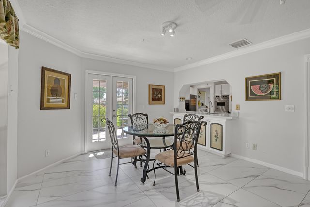 652 Cypress Key Circle, Atlantis, FL 33462