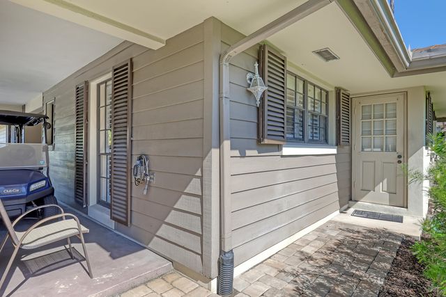 652 Cypress Key Circle, Atlantis, FL 33462
