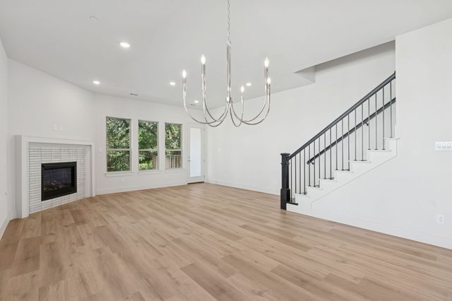 452 Waters Edge Drive 822, Hickory Creek, TX 75065