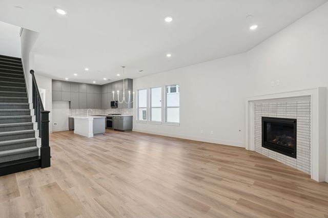 452 Waters Edge Drive 822, Hickory Creek, TX 75065