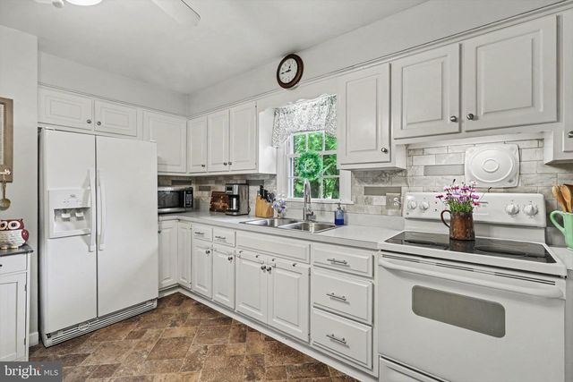 7020 JEFFERSON ST, Harrisburg, PA 17111