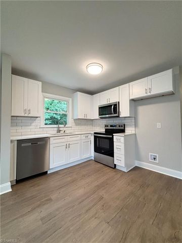 1332 Calvert Drive, Winston-salem, NC 27107