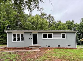 1332 Calvert Drive, Winston-salem, NC 27107