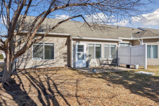537 Markgrafs Lake Alcove, Woodbury, MN 55129