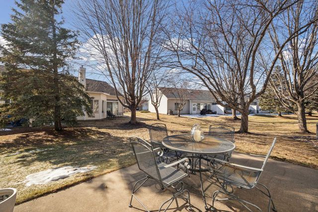 537 Markgrafs Lake Alcove, Woodbury, MN 55129