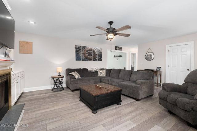 527 Marshallberg Road, Smyrna, NC 28579