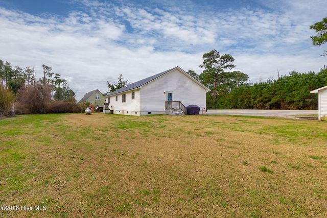 527 Marshallberg Road, Smyrna, NC 28579