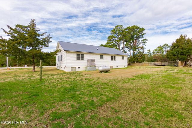 527 Marshallberg Road, Smyrna, NC 28579