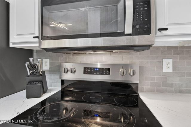 12311 KENSINGTON LAKES Drive 1305, Jacksonville, FL 32246