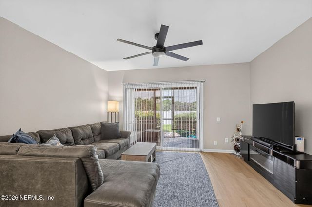 12311 KENSINGTON LAKES Drive 1305, Jacksonville, FL 32246