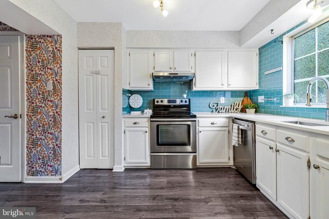 14955 CARRIAGE SQUARE DR, Silver Spring, MD 20906