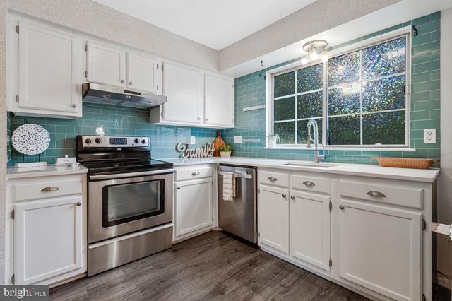 14955 CARRIAGE SQUARE DR, Silver Spring, MD 20906