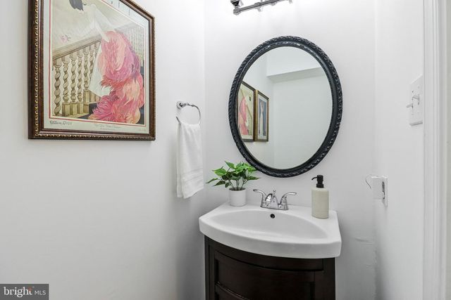 14955 CARRIAGE SQUARE DR, Silver Spring, MD 20906
