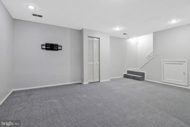 14955 CARRIAGE SQUARE DR, Silver Spring, MD 20906