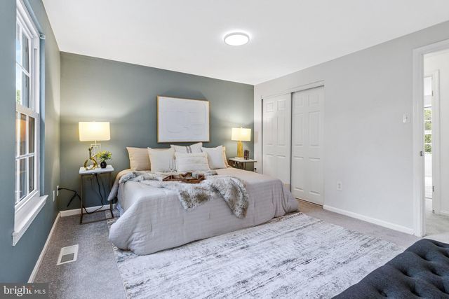 14955 CARRIAGE SQUARE DR, Silver Spring, MD 20906
