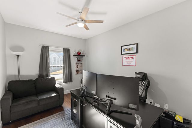 1024 Fountain View Drive, Pella, IA 50219