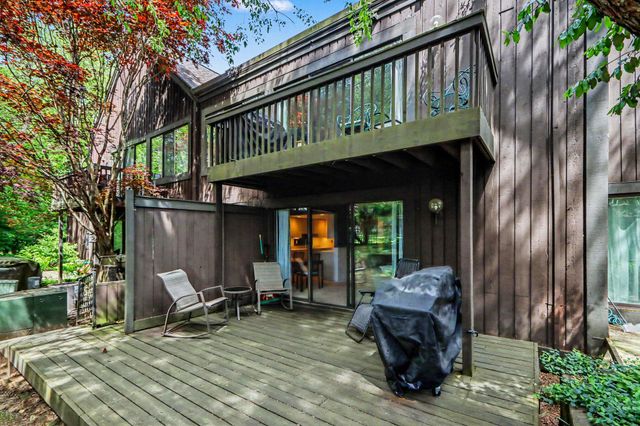 231 Durness Court A, Kalamazoo Twp, MI 49006