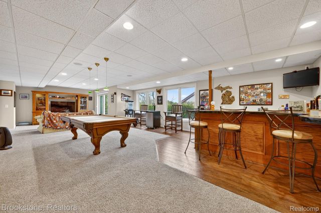 4054 Calumet Drive W, Oakland Charter Township, MI 48306