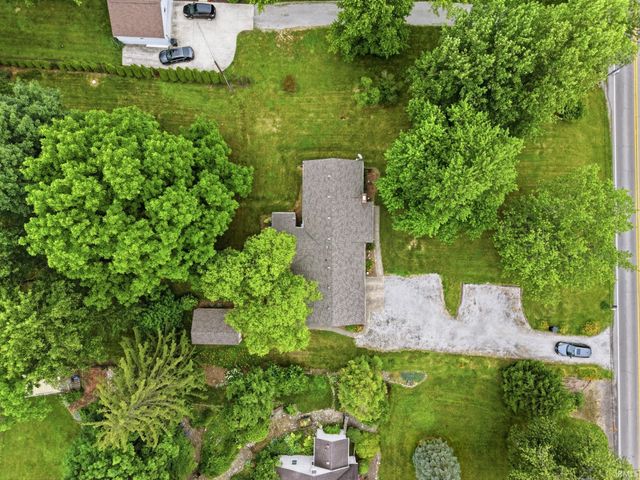 8732 Winchester Road, Fort Wayne, IN 46819