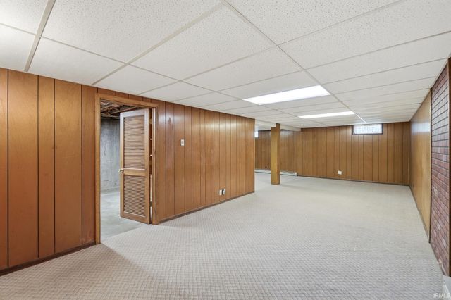 8732 Winchester Road, Fort Wayne, IN 46819