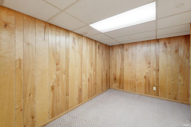 8732 Winchester Road, Fort Wayne, IN 46819