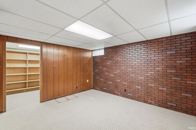 8732 Winchester Road, Fort Wayne, IN 46819