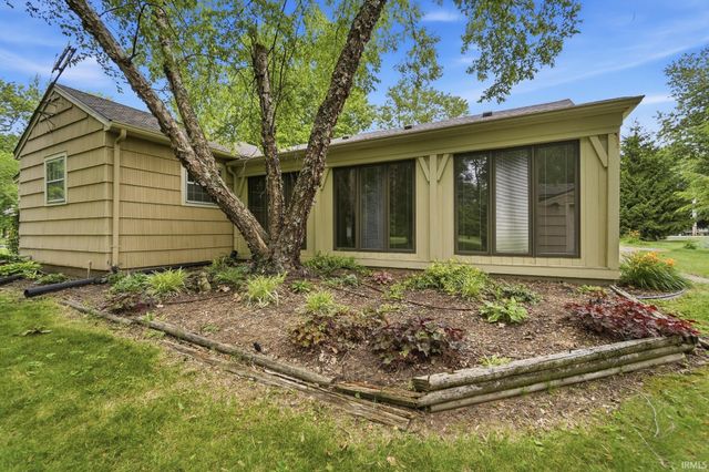 8732 Winchester Road, Fort Wayne, IN 46819