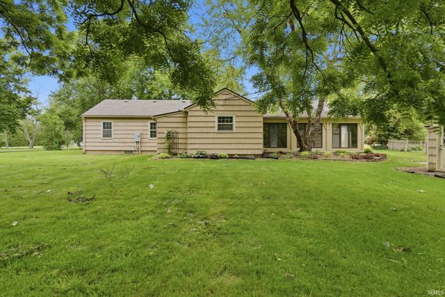 8732 Winchester Road, Fort Wayne, IN 46819