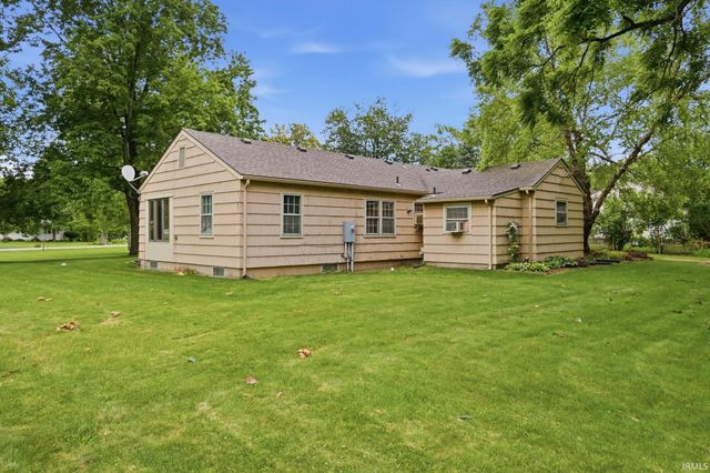 8732 Winchester Road, Fort Wayne, IN 46819