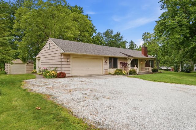 8732 Winchester Road, Fort Wayne, IN 46819