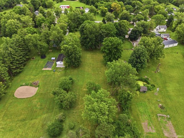 8732 Winchester Road, Fort Wayne, IN 46819