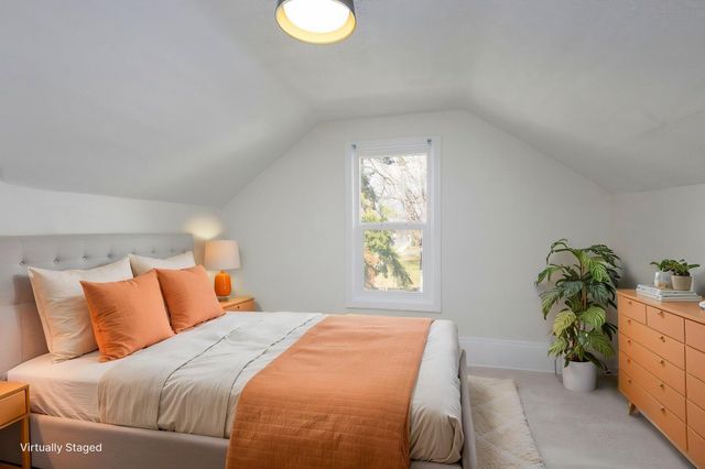 2105 Manatee Avenue, Ferndale, MI 48220