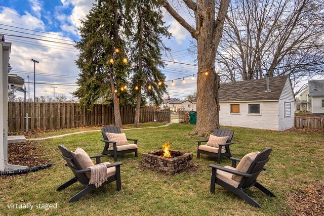 2105 Manatee Avenue, Ferndale, MI 48220