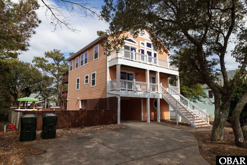 Image 2 of property listing at 100 E Bark Street Lot A, Nags Head, NC 27959