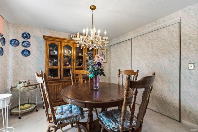 619 S 600 E Road, Marion, IN 46953