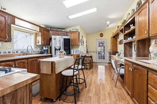 619 S 600 E Road, Marion, IN 46953