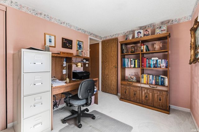 619 S 600 E Road, Marion, IN 46953