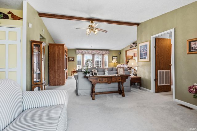 619 S 600 E Road, Marion, IN 46953