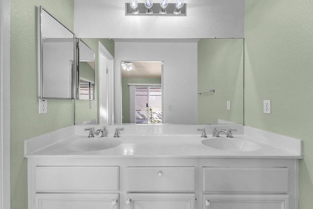 45030 Desert Hills Court, La Quinta, CA 92253