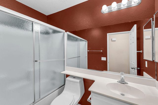 45030 Desert Hills Court, La Quinta, CA 92253